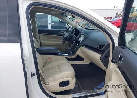 2013 Lincoln Mkt from USA, damaged, VIN 2LMHJ5FK8DBL53399